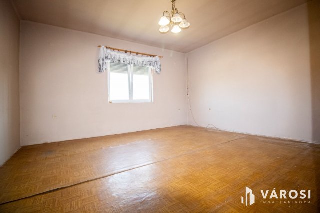 Eladó családi ház, Vésztőn 7.9 M Ft, 3 szobás