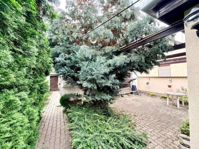 Eladó családi ház, Budakeszin, Nagy Sándor utcában 74.9 M Ft