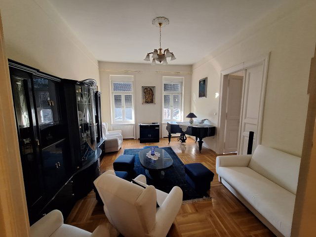 Kiadó téglalakás, albérlet, II. kerületben, Fő utcában