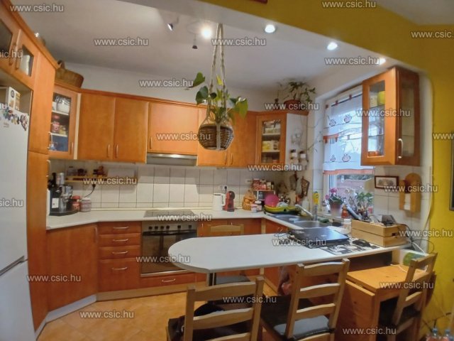 Eladó téglalakás, Budapesten, XVII. kerületben 99.9 M Ft