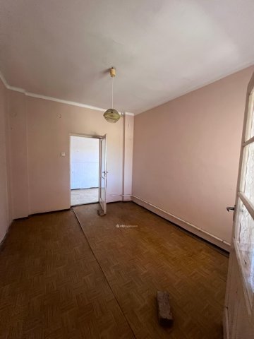 Eladó családi ház, Erdőtelken 27 M Ft, 3+1 szobás