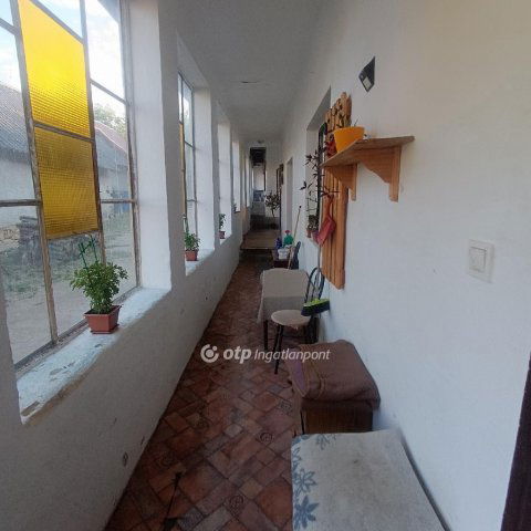 Eladó családi ház, Görcsönyben 36.9 M Ft, 3 szobás