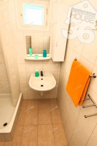Eladó családi ház, Lakitelken 28.9 M Ft, 2 szobás