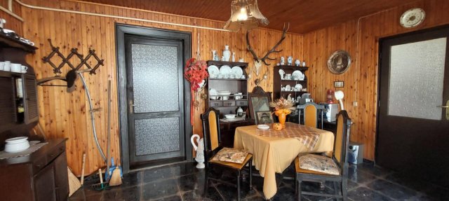 Eladó családi ház, Pécelen 65 M Ft, 4 szobás