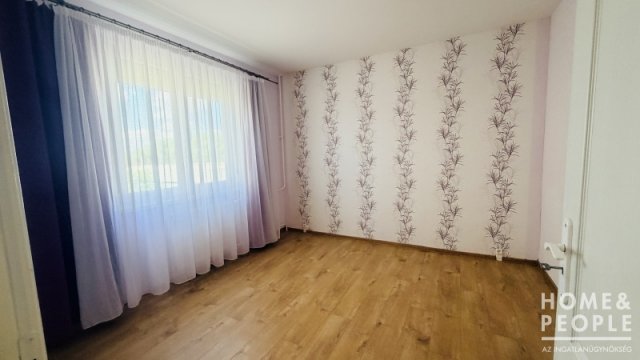 Eladó téglalakás, Hódmezővásárhelyen 45 M Ft