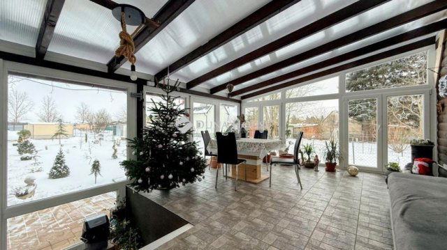 Eladó családi ház, Győrött 49.8 M Ft, 2 szobás