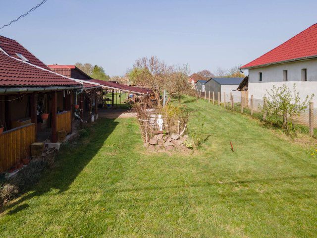 Eladó családi ház, Vámosmikolán 33.9 M Ft, 2 szobás