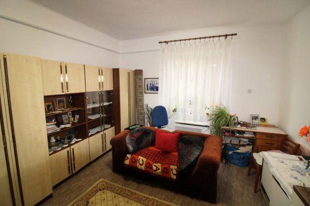 Eladó családi ház, Pásztón 26 M Ft, 2 szobás