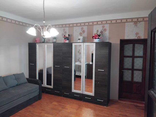 Eladó ikerház, Miskolcon 24.5 M Ft, 2 szobás