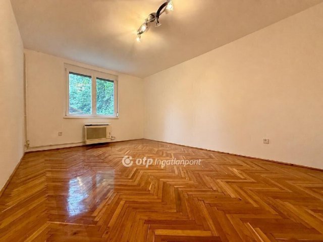 Eladó téglalakás, Miskolcon 21.9 M Ft, 2 szobás