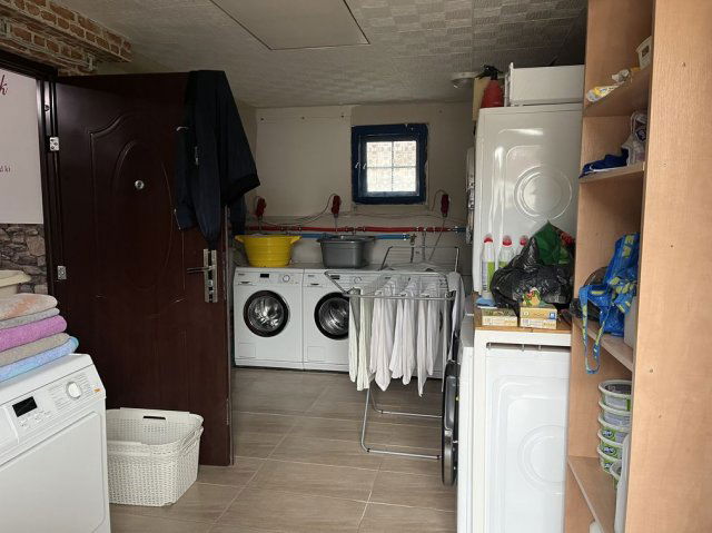Eladó családi ház, Szigethalmon 94.9 M Ft, 4+2 szobás