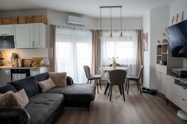 Eladó téglalakás, Mosonmagyaróváron 64.99 M Ft, 3 szobás