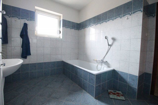 Eladó családi ház, Tárnokon 100 M Ft, 2+1 szobás