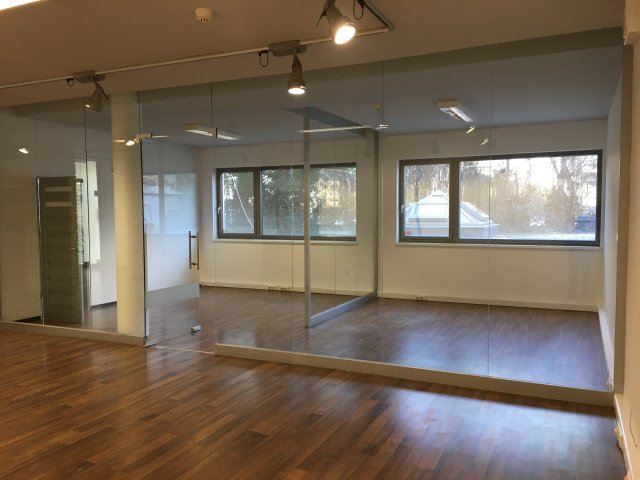 Kiadó iroda, Budapesten, XI. kerületben 567 E Ft / hó, 4 szobás