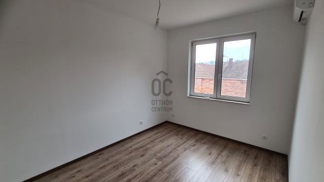 Eladó családi ház, Pomázon 146.5 M Ft, 4 szobás