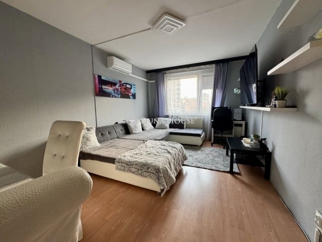 Eladó panellakás, Budapesten, XV. kerületben 63.5 M Ft, 2 szobás