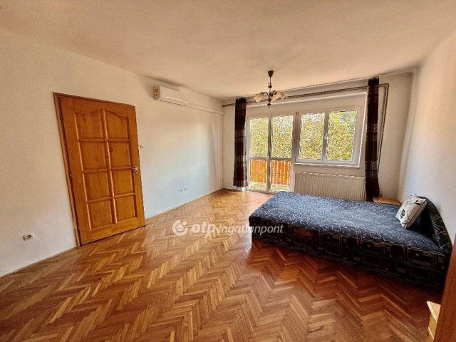 Eladó panellakás, Miskolcon 27.9 M Ft, 2 szobás