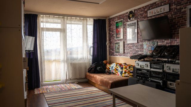 Eladó téglalakás, Budapesten, XX. kerületben, János utcában