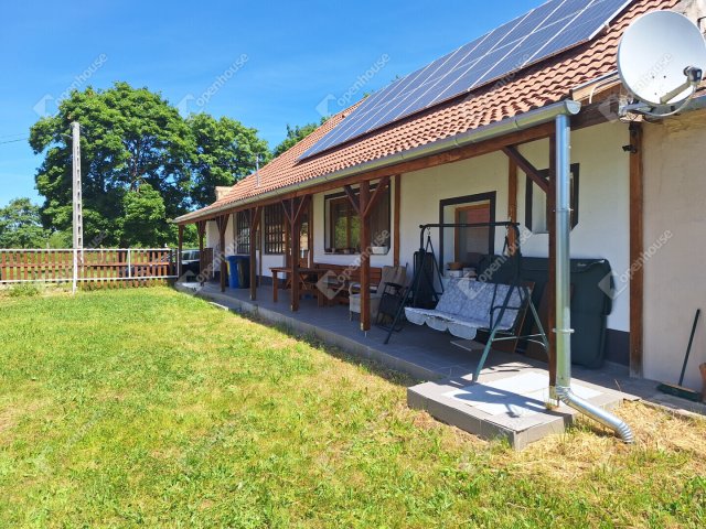 Eladó családi ház, Noszlopon 44.99 M Ft, 2 szobás