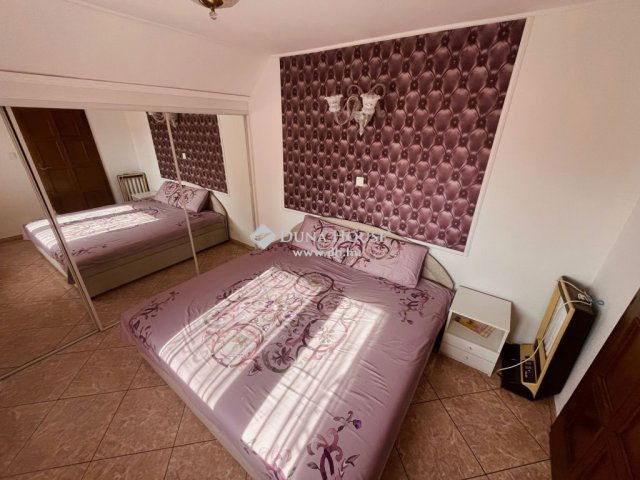 Eladó családi ház, Székesfehérvárott 194.9 M Ft, 4 szobás