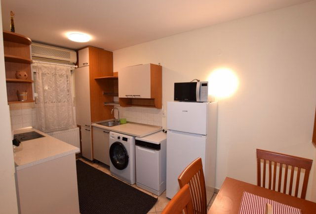 Kiadó téglalakás, albérlet, Debrecenben 260 E Ft / hó, 2 szobás