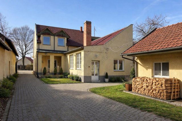 Eladó családi ház, Hódmezővásárhelyen 99 M Ft