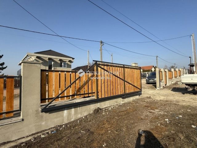 Eladó családi ház, Érden 122 M Ft, 6 szobás