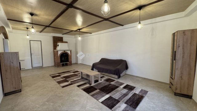 Kiadó téglalakás, albérlet, Budakalászon 210 E Ft / hó