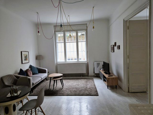 Eladó téglalakás, Budapesten, I. kerületben 109.9 M Ft, 2 szobás
