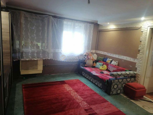 Eladó családi ház, Nagykőrösön 8.9 M Ft, 1 szobás