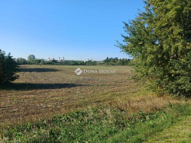 Eladó telek, Nyékládházán 12 M Ft / költözzbe.hu