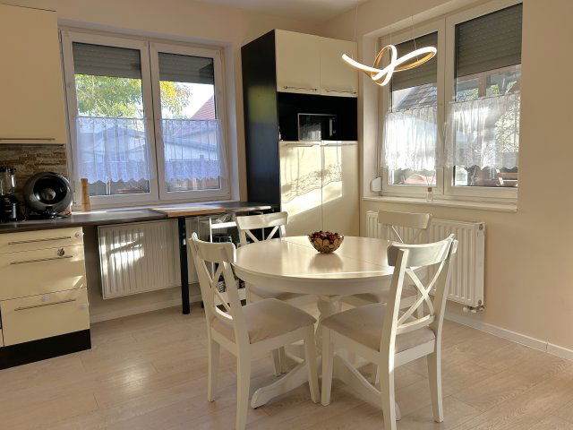 Eladó sorház, Gyömrőn 125 M Ft, 3+2 szobás