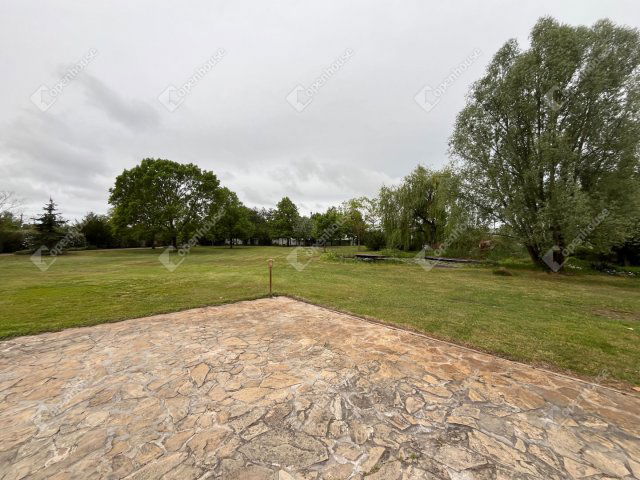 Eladó családi ház, Debrecenben 850 M Ft, 6 szobás