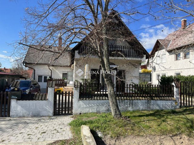 Eladó családi ház, Alsóörsön, May János utcában 175 M Ft