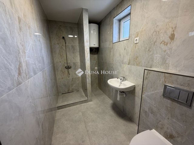 Eladó téglalakás, Tokodon 39.9 M Ft, 2 szobás