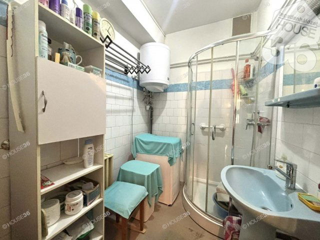 Eladó panellakás, Kecskeméten 59.99 M Ft, 3 szobás