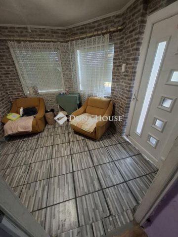 Eladó családi ház, Tápiószelén 11.7 M Ft, 3 szobás