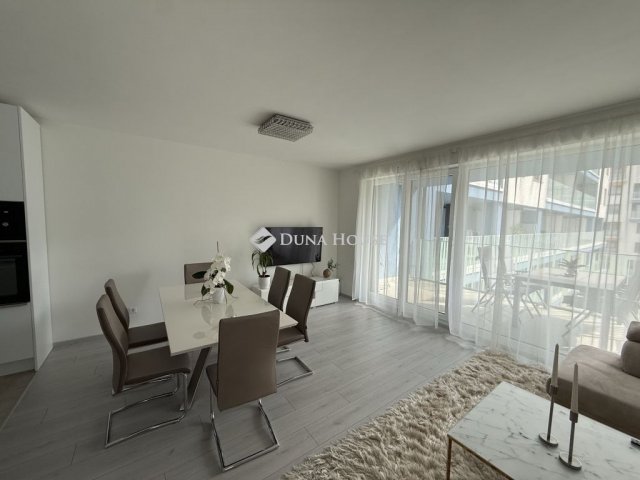 Eladó téglalakás, Budapesten, XIII. kerületben 220 M Ft