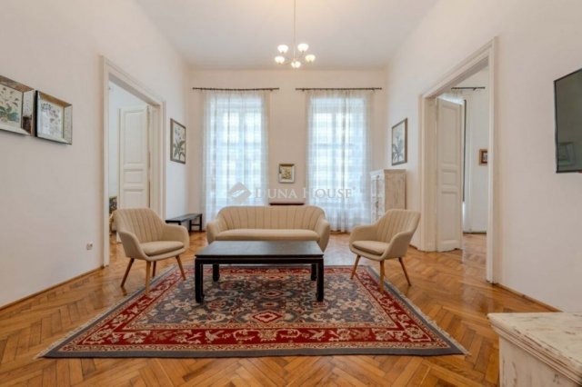 Eladó téglalakás, Budapesten, V. kerületben 259.9 M Ft, 3 szobás