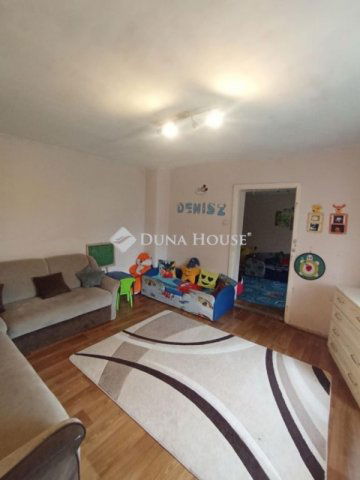 Eladó családi ház, Üllőn 40 M Ft, 4 szobás