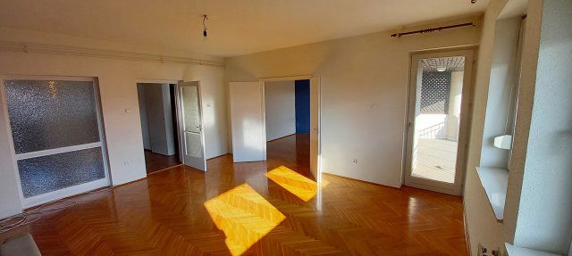 Eladó téglalakás, Nagykanizsán 37.5 M Ft, 3 szobás