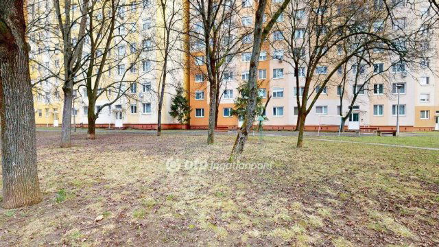 Eladó panellakás, Miskolcon 31 M Ft, 2 szobás