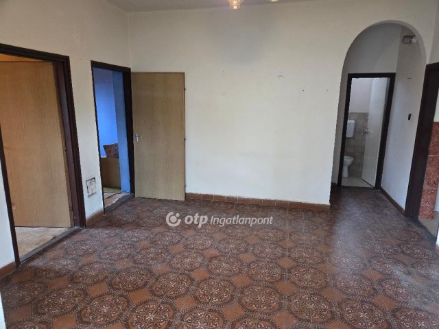 Eladó családi ház, Pusztakovácsin 24.9 M Ft, 4 szobás