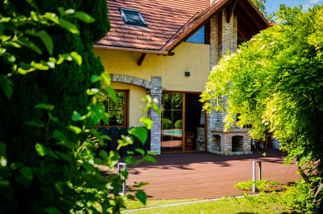 Eladó családi ház, Siófokon 294 M Ft, 7 szobás