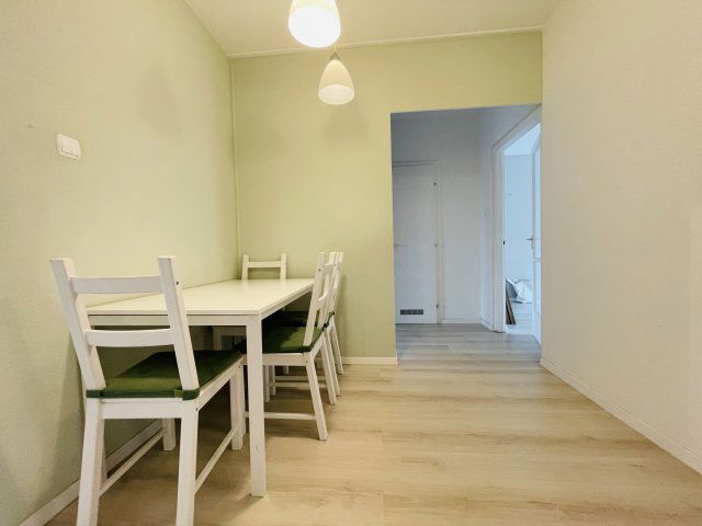 Eladó panellakás, Budapesten, III. kerületben, Gyűrű utcában