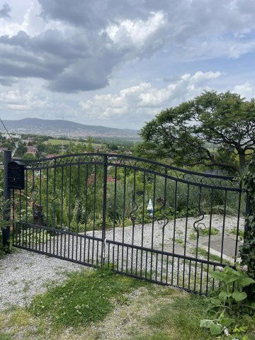 Eladó családi ház, Pécsett 113 M Ft, 5 szobás
