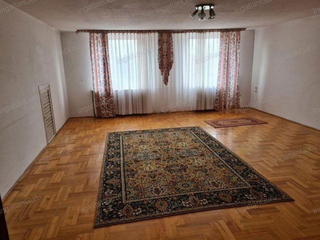 Kiadó iroda, Kecskeméten 350 E Ft / hó, 3 szobás