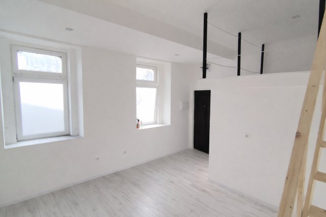 Eladó téglalakás, Budapesten, XX. kerületben 27 M Ft, 1 szobás