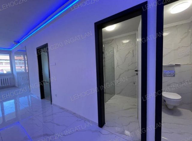 Eladó panellakás, Nyíregyházán 55 M Ft, 2 szobás