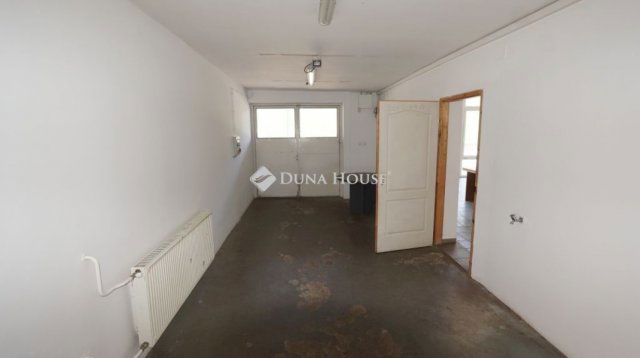 Kiadó üzlethelyiség, Zalaegerszegen 790 E Ft / hó